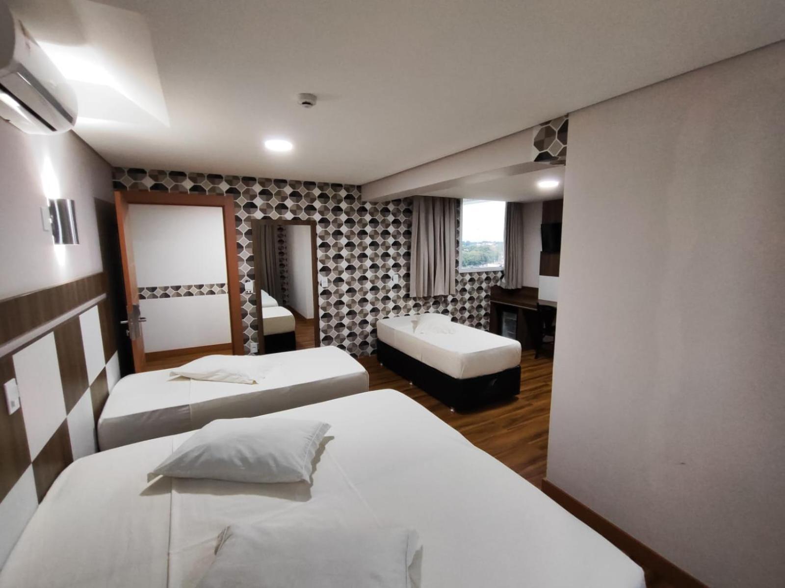 Hotel Maestro Executive Toledo 톨레도 외부 사진