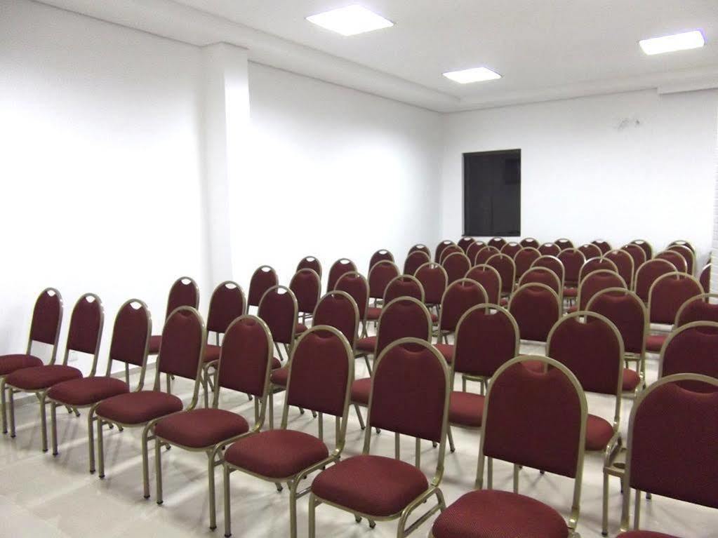 Hotel Maestro Executive Toledo 톨레도 외부 사진