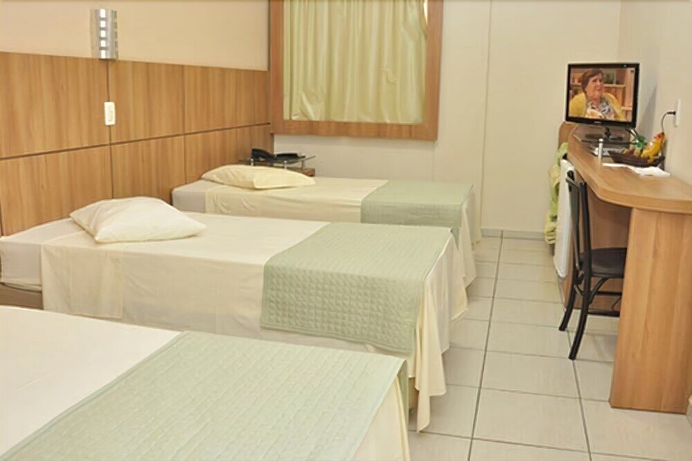 Hotel Maestro Executive Toledo 톨레도 외부 사진